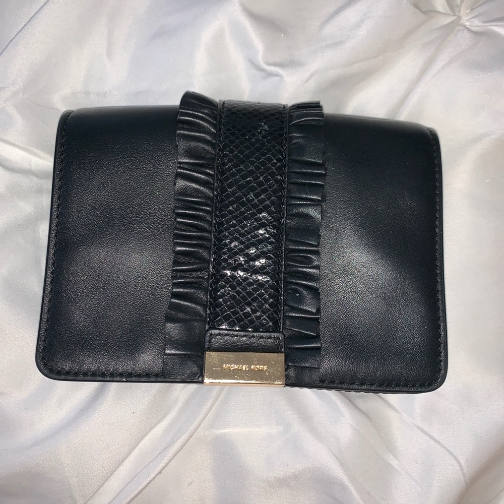 Michael Kors Jade Crossbody